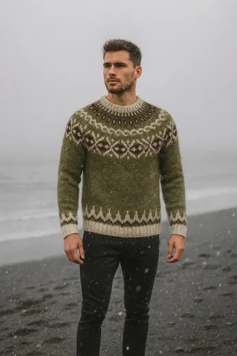 Islandpullover - Handgestrickt in Island - Grün