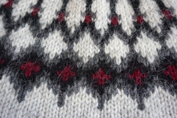 Herren Islandpullover - handgestrickter Lopapeysa - hellgrau kombi