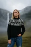 Handgestrickter Islandpullover - Farbe schwarz / weiß