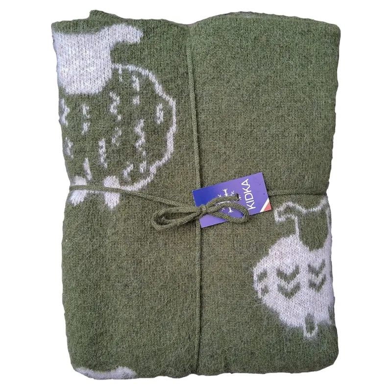 Wolldecke - grün mit Islandschafen