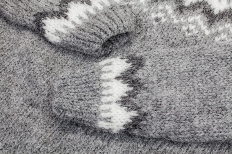 Damen Islandpullover HSI-220 - Handgestrickt in Island - hellgrau