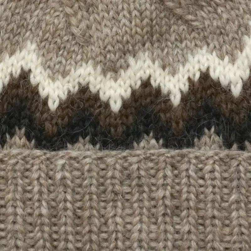 Rustikale Wollmütze - Handgestrickt - Braun